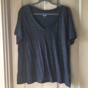 Old Navy Relaxed Fit V-neck T-shirt